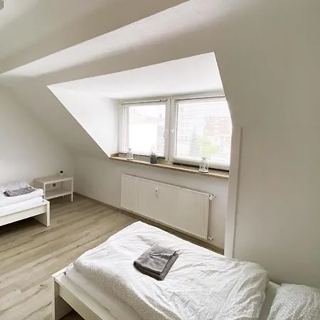 Moderne Und Sehr Zentral Gelegene Neuss