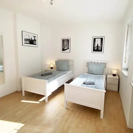 Moderne Und Sehr Zentral Gelegene