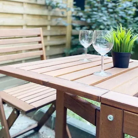 Moderne Und Sehr Zentral Gelegene Apartment Neuss